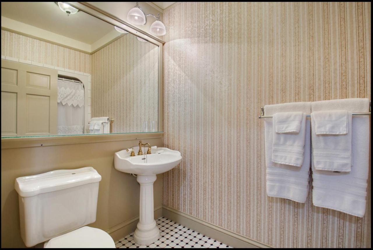 Carnegie Hall Boutique Hotel Ladysmith Buitenkant foto