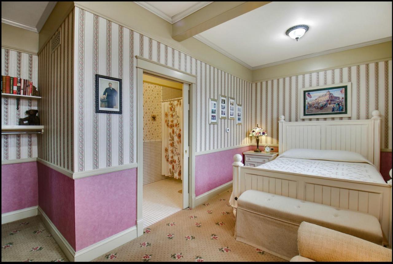 Carnegie Hall Boutique Hotel Ladysmith Buitenkant foto